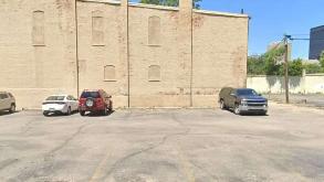 Photo of 351 E 5th St Garage spot, located 7.0 mi away from OH