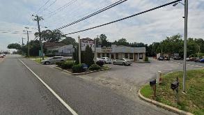 Photo of Pearl Brite Laundry - 1034 N Pearl St Garage spot, located 2.2 mi away from NJ