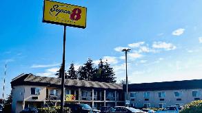 20707 Hwy 99 (Super 8 by Wyndham) Garage