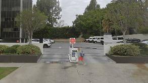 4311 Wilshire Blvd Parking