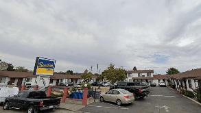 1308 Lincoln Rd (Scottish Inn) Parking