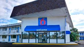 Motel 6 Port Canaveral Cruise Parking