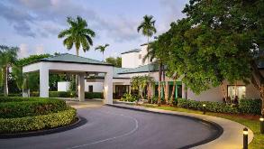 Courtyard by Marriott Port of Miami Cruise Parking