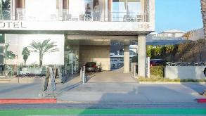 1515 Ocean Ave. (Shore Hotel) Valet Garage
