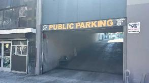 210 E 8th St. (800 S Los Angeles St.) Parking