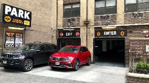 200 E 24th Street Parking