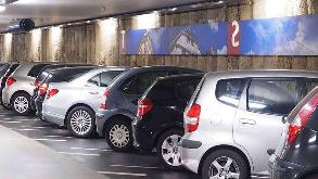 72 01 Queens Blvd.- Sola Parking