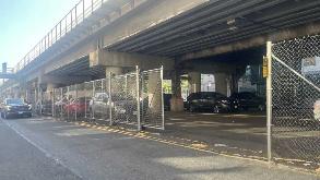 1674 Park Ave - Parking