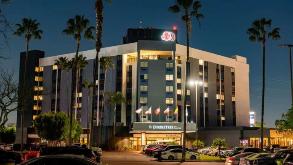 DoubleTree by Hilton Carson Port of Los Angeles Cruise Parking