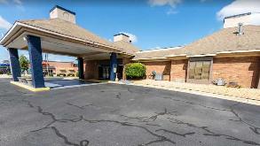 1957 Cedar Creek Rd Parking  Quality Inn