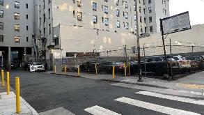700 Stevenson St Parking