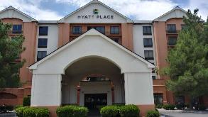 Hyatt Place El Paso Airport_6030 Gtwy Blvd Parking