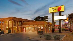 Super 8 by Wyndham ELP Airport Parking