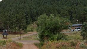 425 County Rd parking