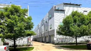 1710 Delano St Parking