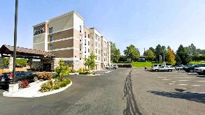 Staybridge suites_1347 W Riverstone Dr Parking