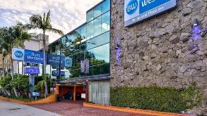 2011 Highland Ave - Best Western Hollywood Plaza Inn