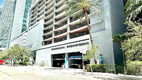 145 SE 14th St (1395 Brickell Ave) - Hotel AKA Brickell Valet Garage