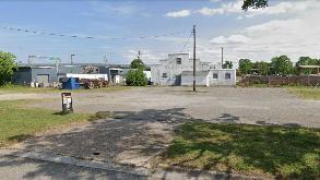 (M) 320-36 36TH ST (FENCE) PHF Airport Parking