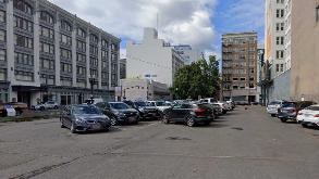 (M) UNION BANK OF CALIF PDX Airport Parking