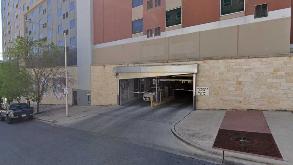 (M) HOTEL INDIGO AUS Airport Parking