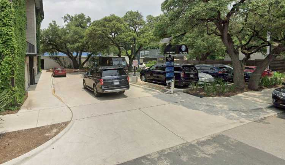 (M) ST. VINCENT LOT AUS Airport Parking