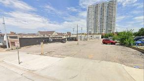 323 NW 4th St Parking
