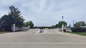 2121 W Northwest Hwy. - Arlington Park Metra Lot