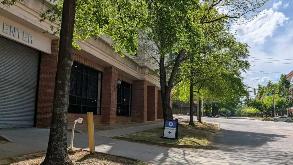 1100 Richland St. - Matthew Perry Garage