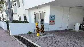 Photo of 4041 Collins Avenue _Andaz Miami Beach Parking spot, located 1.6 mi away from FL