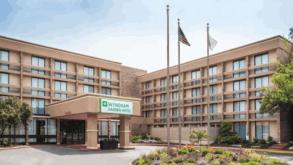 Wyndham Garden Schaumburg ORD Airport Parking