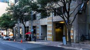 641 Lavaca St (300 W 6th. St) Parking