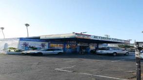 10411 S Prairie Ave. Parking Lot