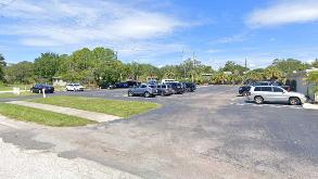 3315 W Lemon Street Parking