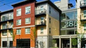 2851 Eastlake Avenue East Parking