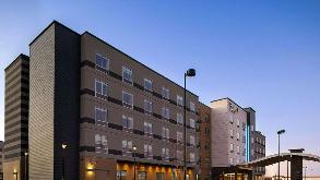Fairfield by Marriott Inn & Suites DIA Airport Parking