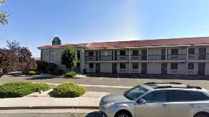 Days Inn Reno - 4001 Market St Parking