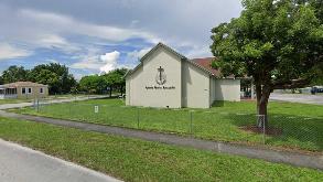 790 Northwest 139th St Parking