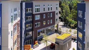 10715 NE 37th Ct Parking - Garage