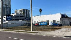 Harbor Lot Port of Tampa by The Car Park