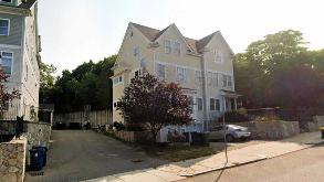 55 Circuit St Parking