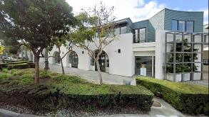 5490 La Jolla Blvd Parking