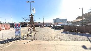 2801 W. 5th St. (2725 W. 5th St.)- Lot 903