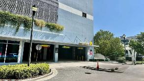 Photo of 501 Evernia St. - Garage spot, located 6.0 mi away from FL