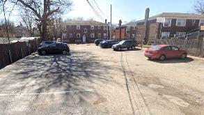 2178 W Touhy Ave Parking