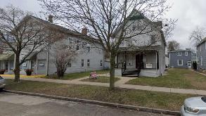 2006 Maple Ave Parking