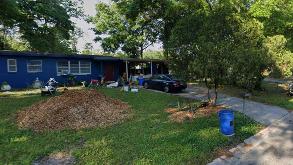 6026 Edgefield Dr Parking