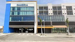 Cambria Madeira Beach _15015 Madeira Way Parking