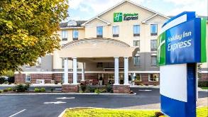 Holiday Inn Express - 303 Union Ave Lot