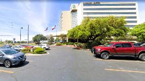 Embassy Suites San Antonio Airport - 10110 U.S. 281 lot